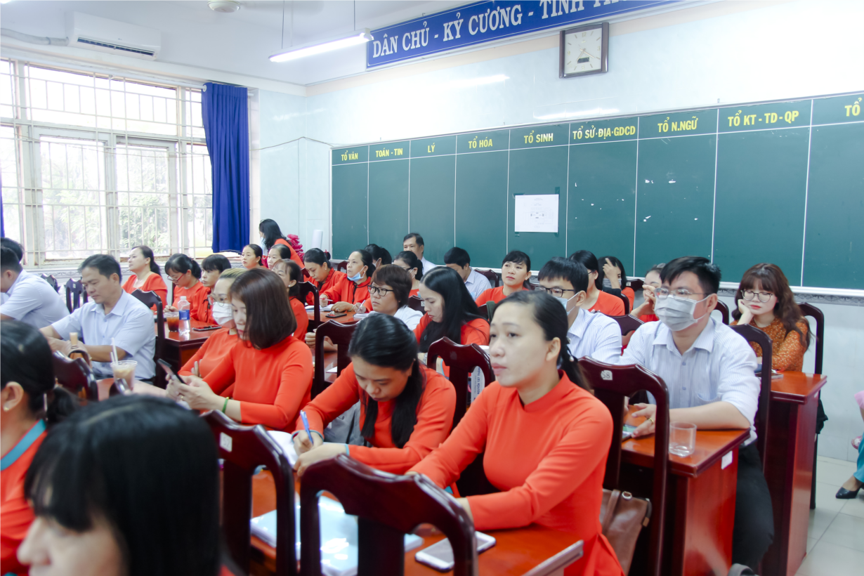 img_6066_1_52695615817_o.jpg